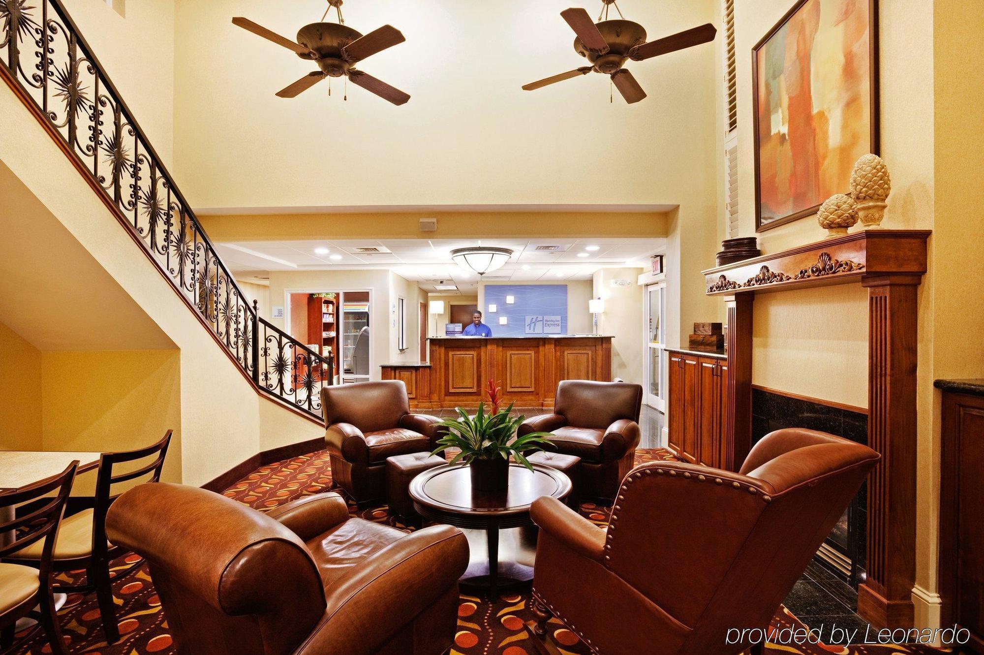 Comfort Suites Near Birkdale Village - Huntersville Interior foto