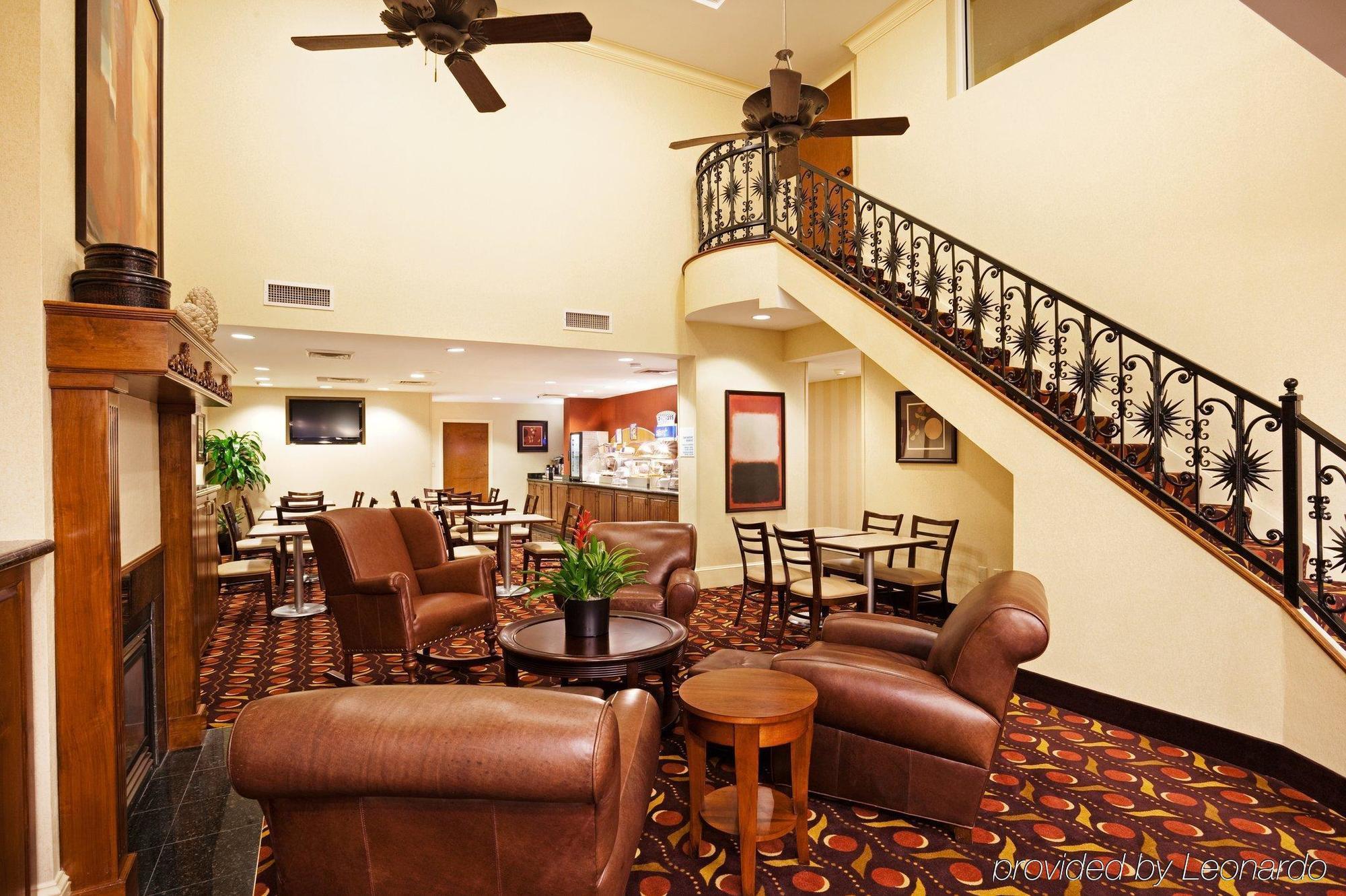 Comfort Suites Near Birkdale Village - Huntersville Interior foto